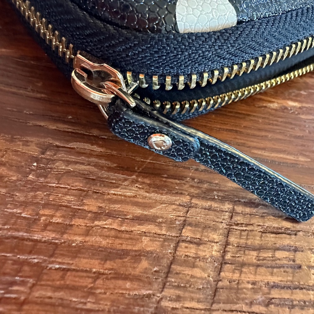 Kate Spade Dot Computer Sleeve - Picture 3 of 8